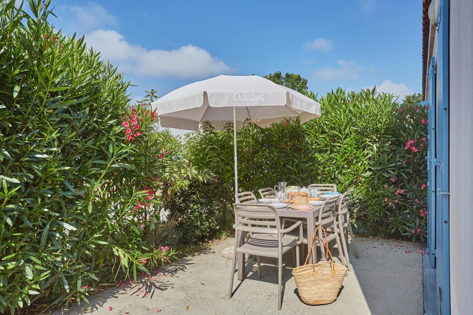 Residence Odalys Terre Marine Saint-Pierre-d'Oleron Exterior photo